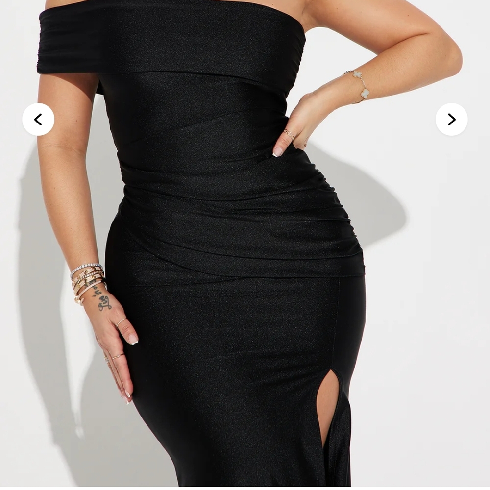 Elegant Black Strapless Dress